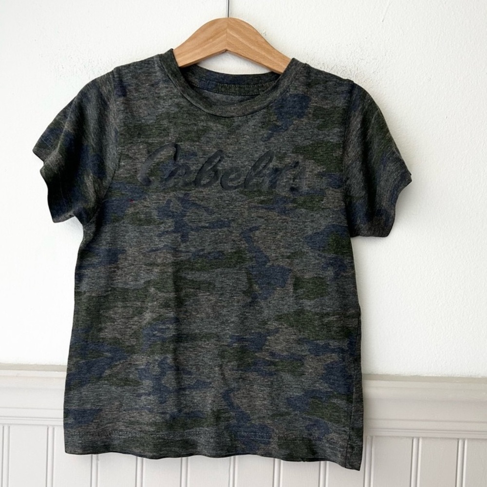 Cabela's Green and Blue Camo Kids Tee Size XS